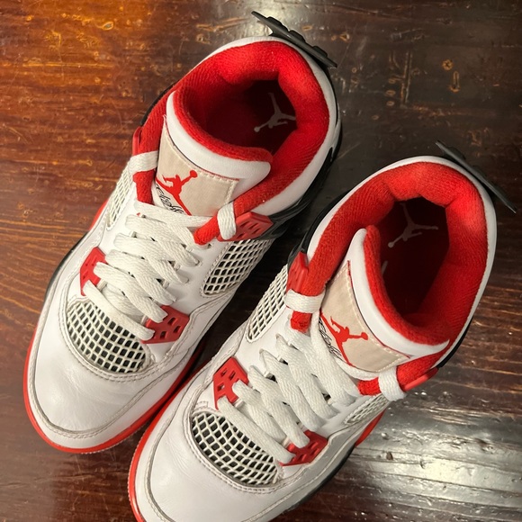 Air Jordan 4 Fire Red Size 5 Youth No Box 2020 Release - Picture 11 of 11